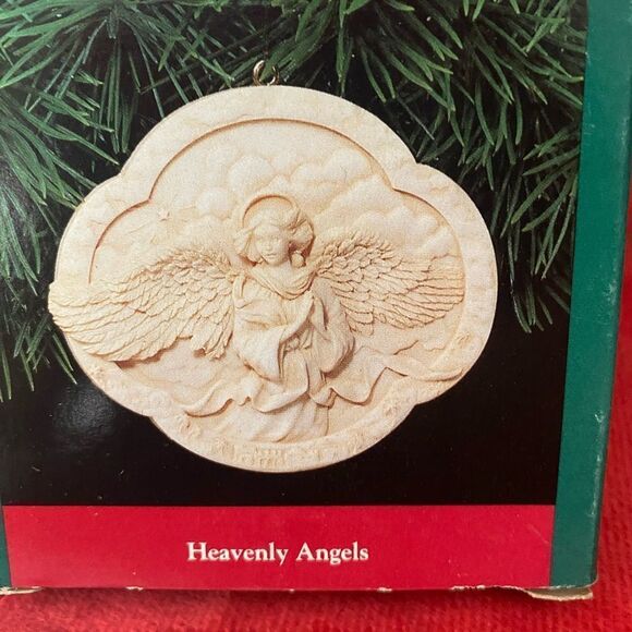 Hallmark Heavenly Angels Collectors 1991 - Picture 2 of 6